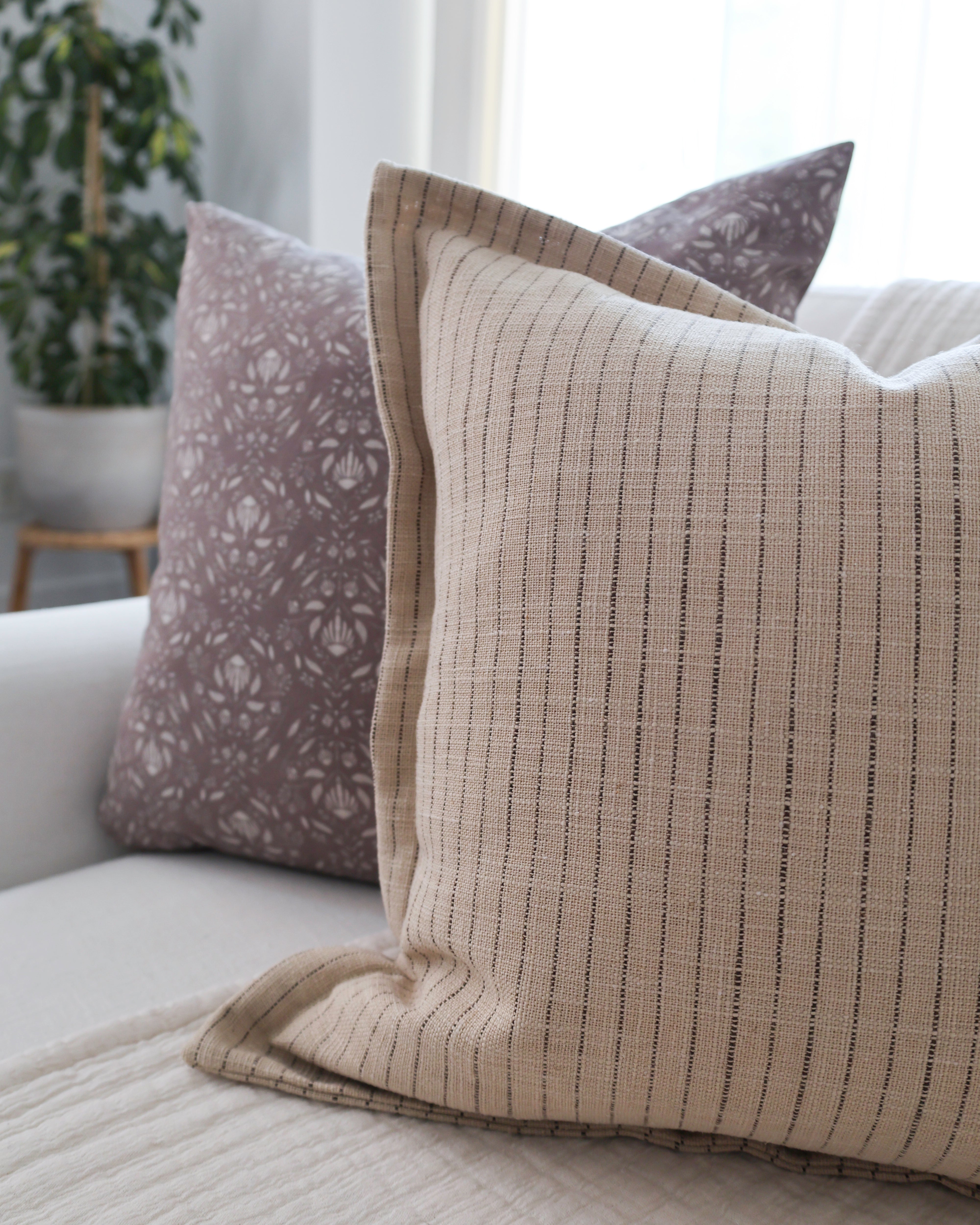 Flange Pillow Cover in Flax