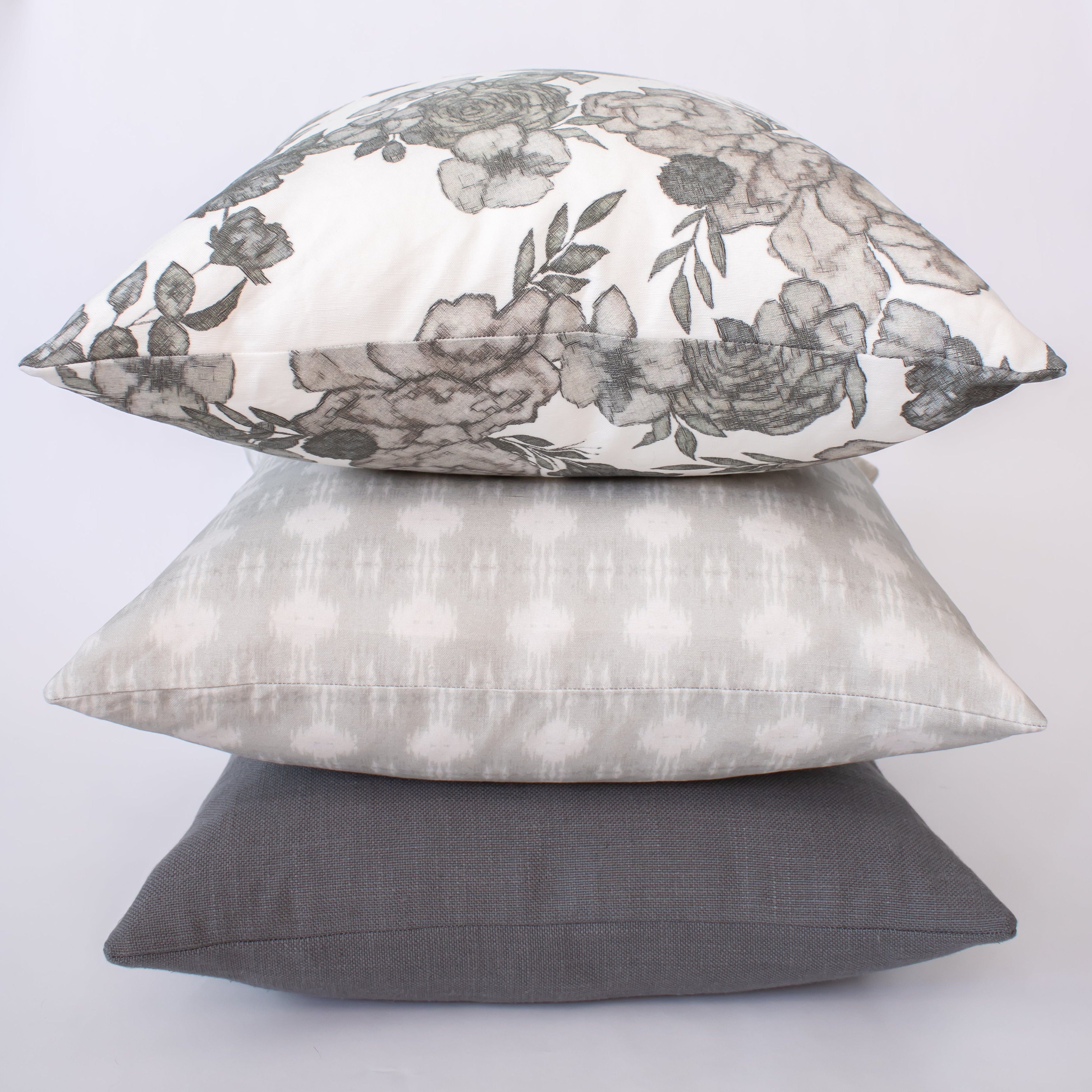 Toby Pillow Cover in Mist