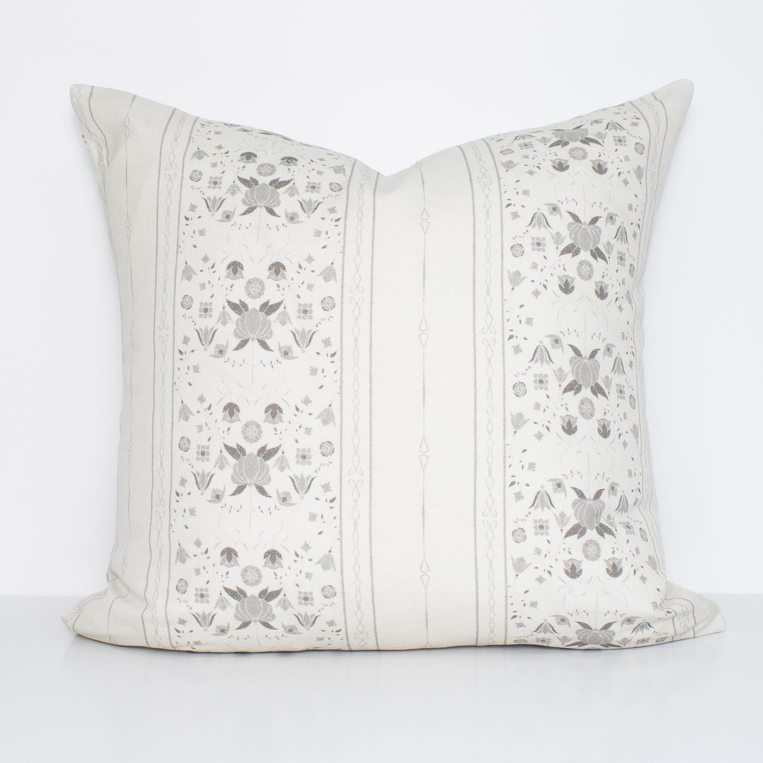 Mae Pillow Cover in Pearl