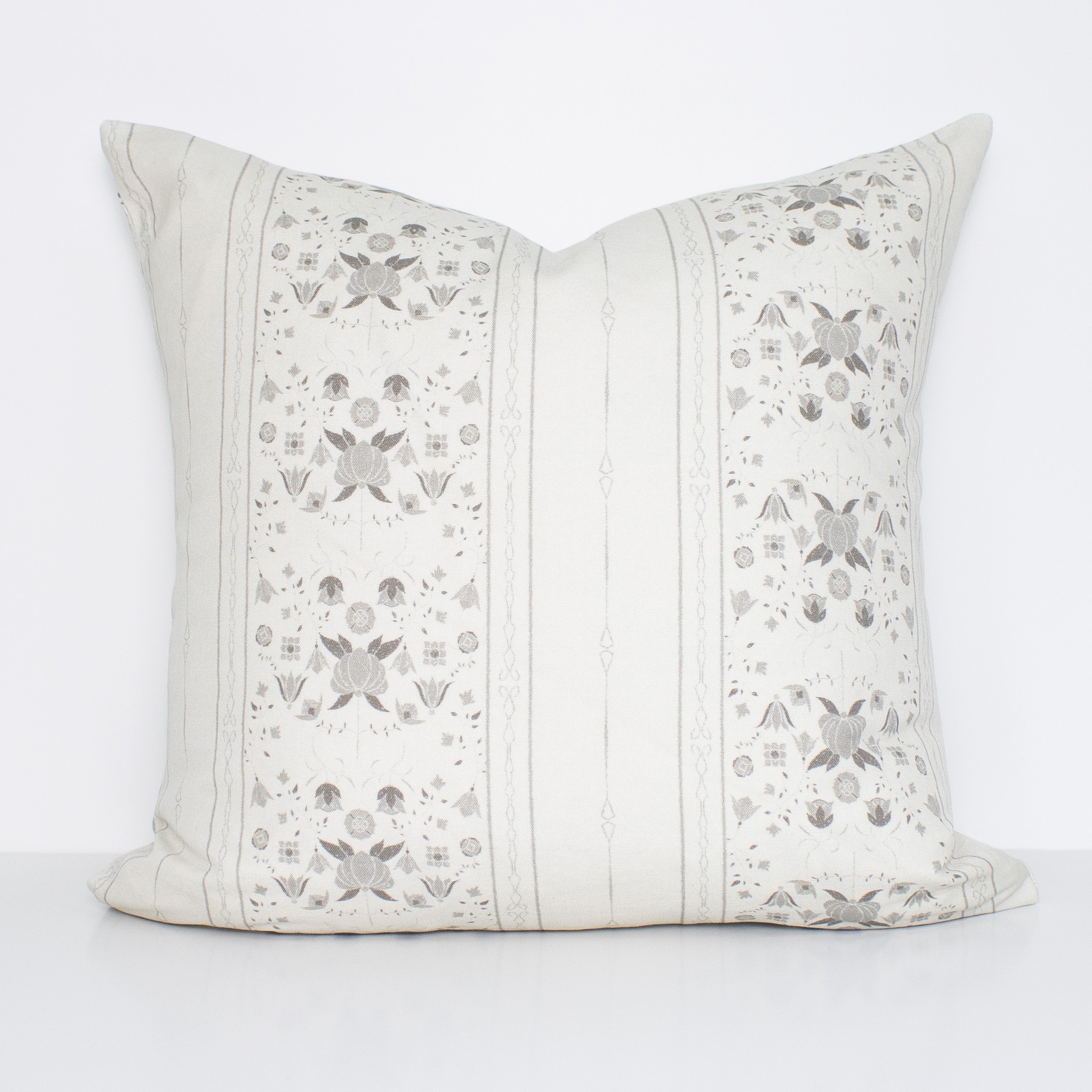 Mae Pillow Cover in Pearl