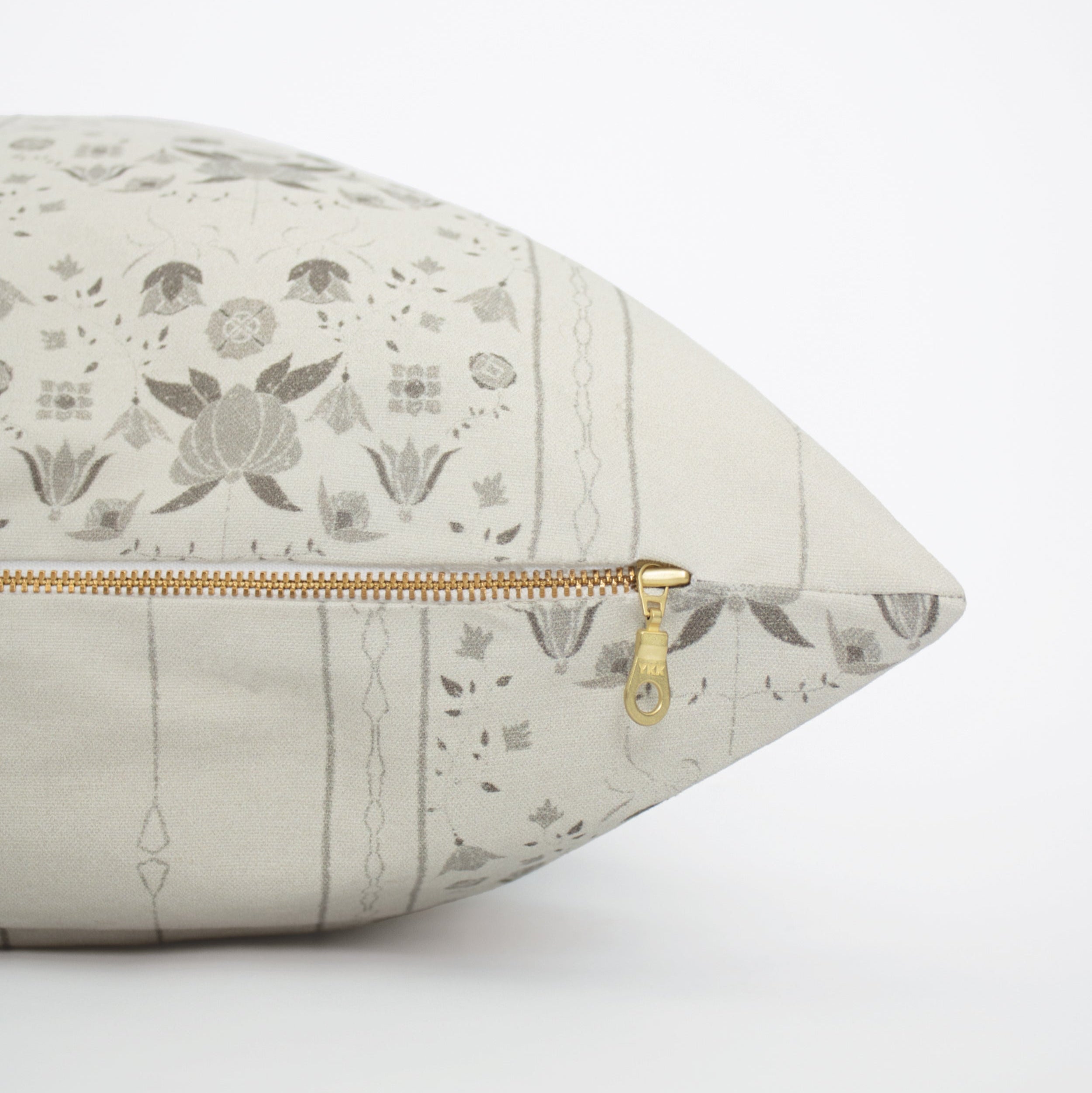 Mae Pillow Cover in Pearl